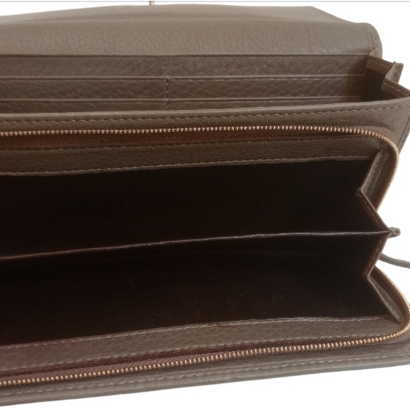 Gucci Abbey Vintage Authentic Long Wallet - Picture 12 of 16